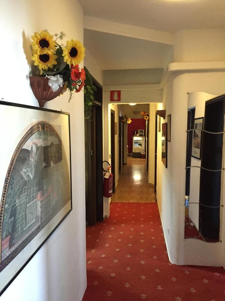 Hotel Aline Florenz Exterior foto